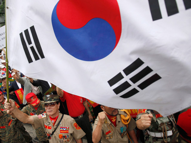 Министерство обороны Южной Кореи объявило в воскресенье о расширении своей зоны противовоздушной обороны