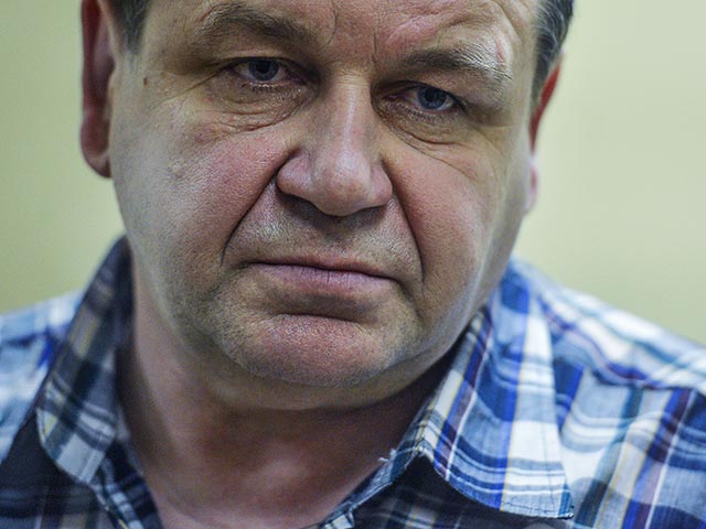 Саратовский бизнесмен Сергей Кабалов, известный после дебоша на борту самолета в январе, признан виновным в попытке угона самолета и в драке с бортпроводником рейса Москва - Хургада