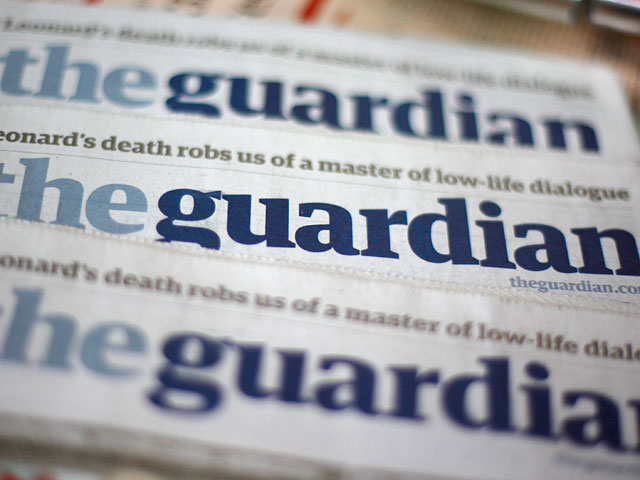 Экс-сотрудник АНБ США Эдвард Сноуден, ныне проживающий в России, стал человеком года по версии британской газеты The Guardian