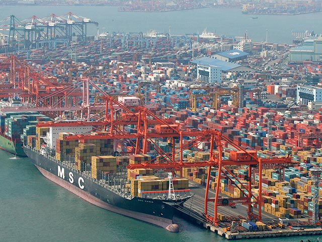 В южнокорейском порту Пусан по требованию инспектора Международной федерации транспортных рабочих (МФТ) задержан российский теплоход "Саргам", принадлежащий судовладельцу Parma Co. Ltd