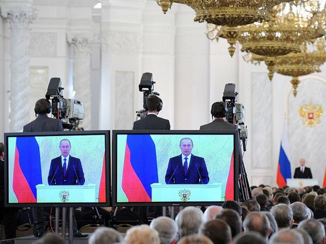12 декабря 2013 года Владимир Путин выступил с посланием к Федеральному собранию РФ