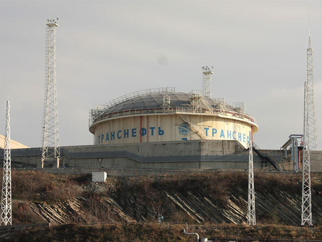"Транснефть" предложила выкупить долю "Суммы" в Новороссийском порту