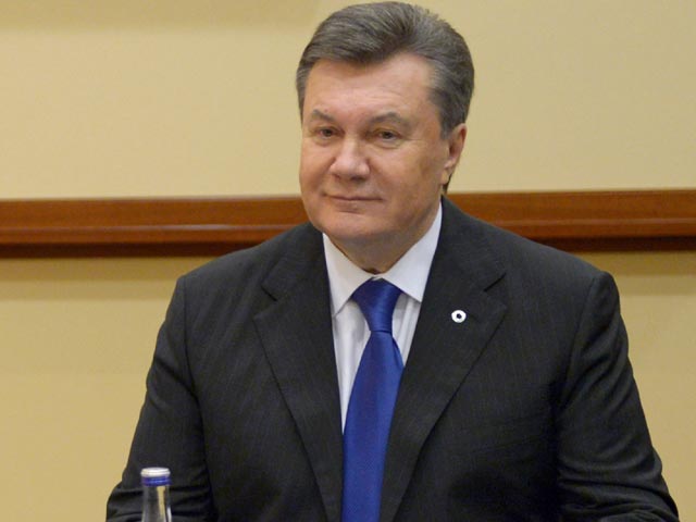 Bloomberg: Янукович едет в Москву за кредитом в 15 млрд долларов, хотя официально говорится только о скидке на газ