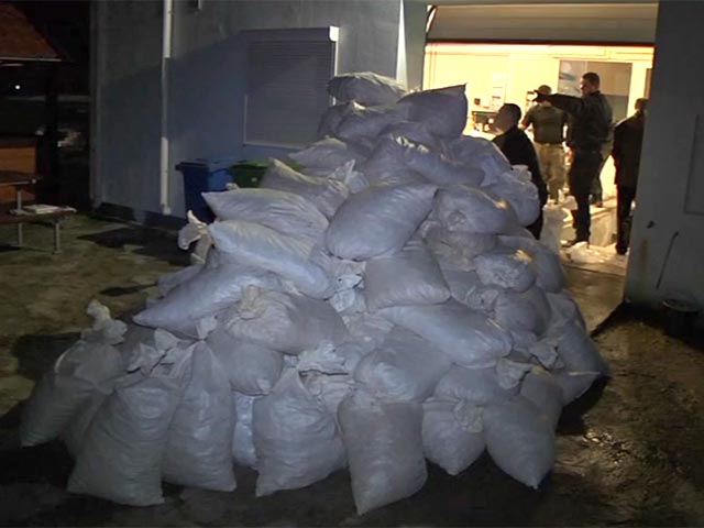 В Калининградской области полицейские обнаружили тайник с пятью тоннами янтаря общей стоимостью более одного миллиарда рублей, сообщает в понедельник сайт МВД РФ