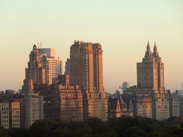 В Нью-Йорке украинский эмигрант сбросил трехлетнего сына с небоскреба и прыгнул следом