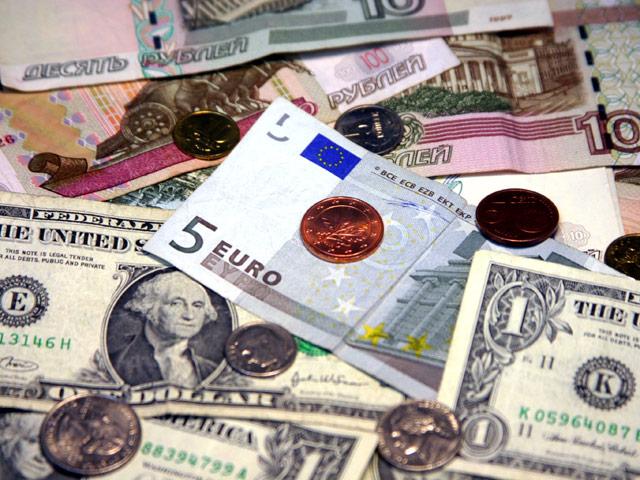 Давление на индекс в ноябре оказал валютный рынок. Стоимость бивалютной корзины за месяц выросла почти на рубль, с 37,46 до 38,47 рублей, и обновила абсолютный максимум 2013 года