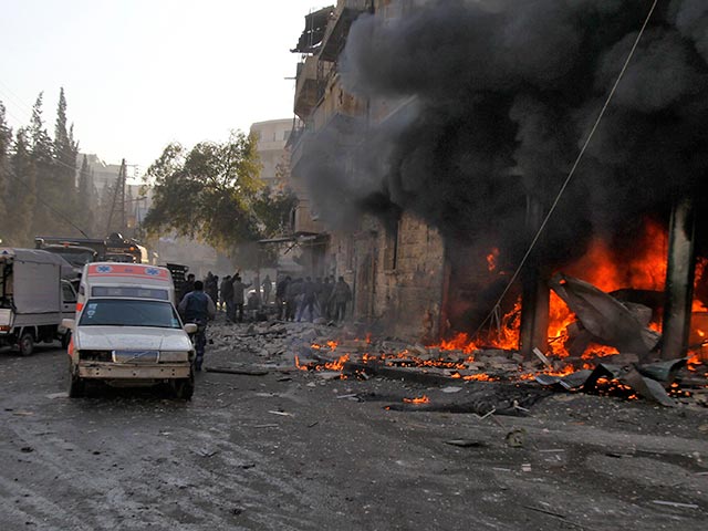 До 410 человек возросло количество убитых в результате 10-дневных массированных бомбардировок одного из крупнейших сирийских городов Алеппо, часть районов которого находится под контролем повстанцев, воюющих против режима президента Сирии Башара Асада