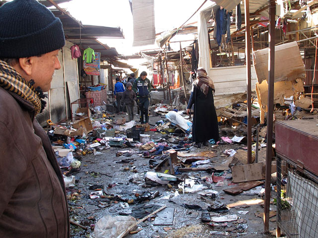 Несколько десятков человек погибли в одном из христианских районов Багдада 25 декабря, в день празднования Рождества Христова