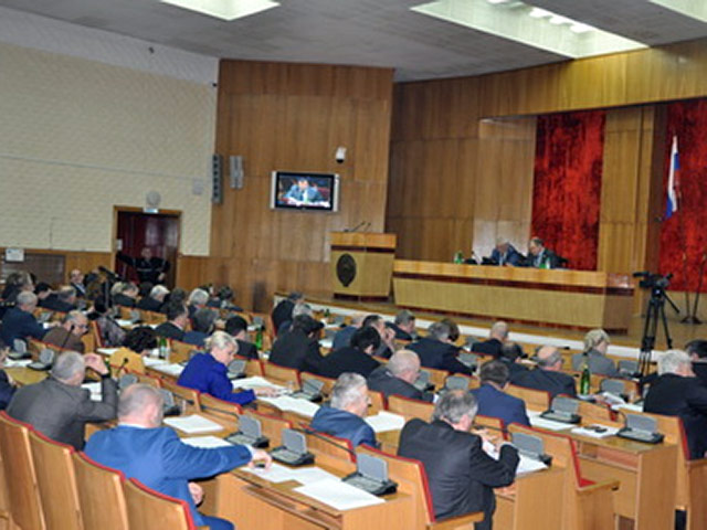 Народное Собрание Карачаево-Черкесии внесло изменения в Конституцию КЧР, утвердив тем самым отмену прямых выборов главы республики