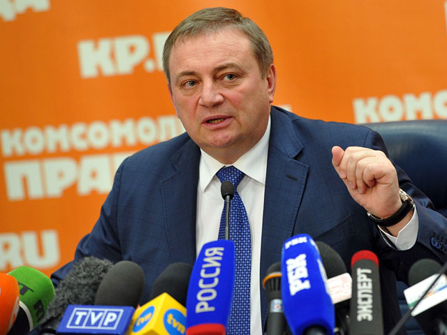Нынешний мэр Сочи Анатолий Пахомов собирается поучаствовать в выборах руководителя столицы Зимней Олимпиады, которые пройдут в сентябре 2014 года