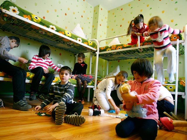 Американцы написали сиротам, которых не смогли забрать из РФ. 184 из 259 неусыновленных ими детей уже живут в новых семьях
