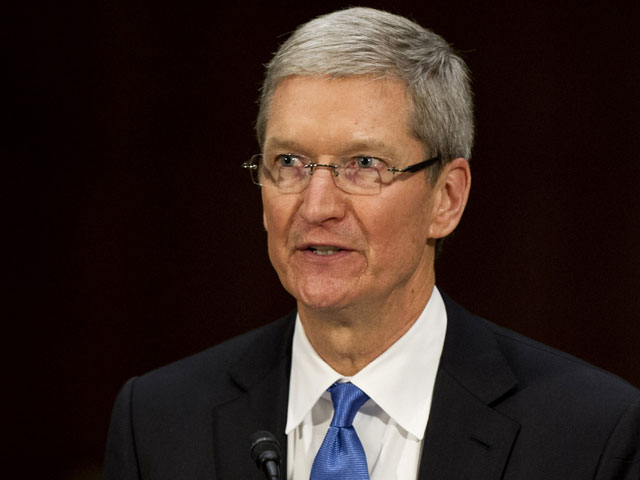 Главный исполнительный директор Apple Inc. Тим Кук по итогам 2013 года получит вознаграждение в размере 4,25 млн долларов
