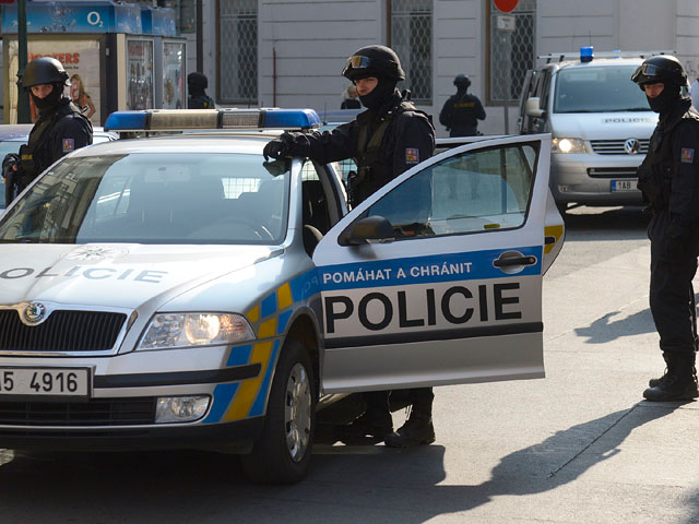 Палестинский посол в Чехии был серьезно ранен во время взрыва в его резиденции в Праге