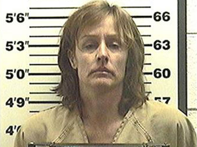 Бывшая жена писателя Кормака Маккарти арестована после "секса с пистолетом" и ссоры с бойфрендом из-за пришельцев