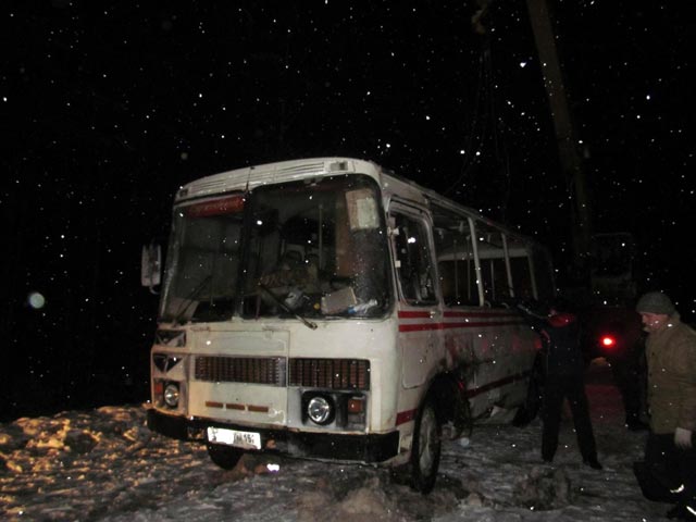 Пассажирский автобус опрокинулся в Нижегородской области