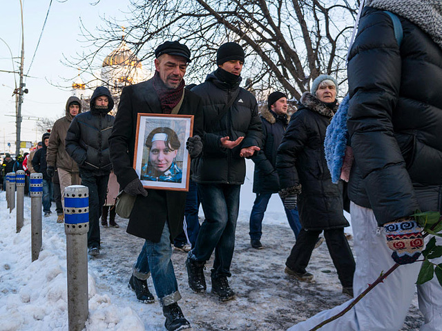 Мэрия Москвы согласовала массовую акцию в память об убитых националистами адвокате Станиславе Маркелове и журналистке Анастасии Бабуровой