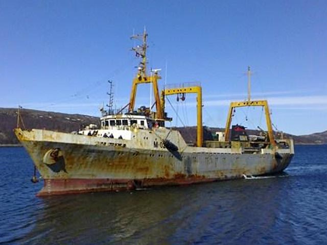 Траулер "Новоазовск", задержанный в начале недели в Норвежском море за выброс за борт дохлой рыбы, покинул Порт Тромс и вернулся к добыче трески в Норвежской экономической зоне