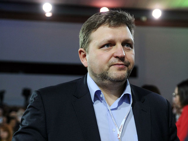 Никита Белых, назначенный временно исполняющим обязанности губернатора Кировской области после истечения срока своих полномочий, обещает в случае своего избрания на второй срок существенно обновить состав правительства