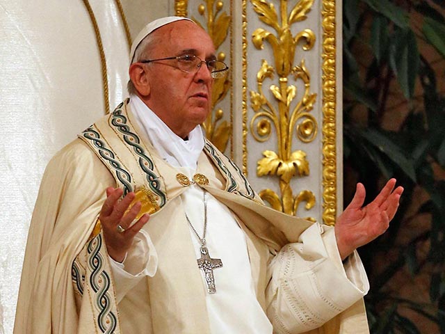 Папа Римский Франциск заявил сегодня о своей "близости в молитвах" Украине, всем погибшим в эти дни и их родным