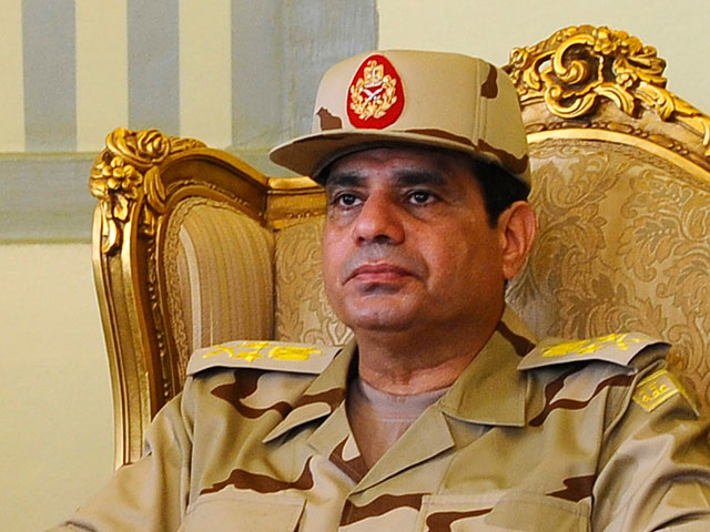 На фоне этого решения новость о том, что Абделю Фаттаху аль-Сиси присвоено президентом звание фельдмаршала начала активно обсуждаться, в том числе и кругу самого главнокомандующего