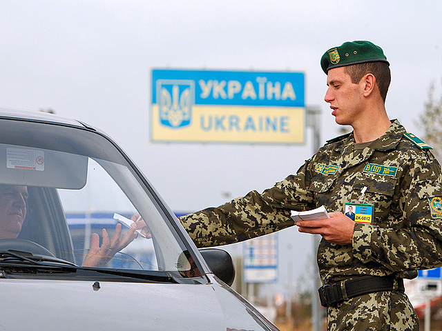 Власти Украины намерены ужесточить режим въезда в страну для граждан Евросоюза, США и Канады