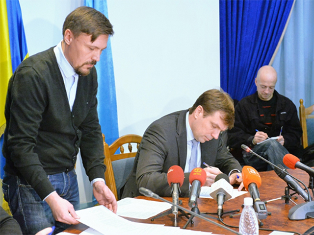 Одесская областная государственная администрация и представители различных политических сил, представленных в регионе, подписали соглашение о защите правопорядка в Одессе и области