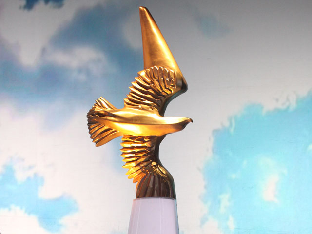 Премии "Золотой орел" за лучший фильм 2013 года удостоена спортивная драма Николая Лебедева "Легенда &#8470;17"