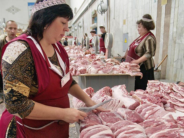 Власти ЕС еще надеются убедить Россию снять запрет на ввоз европейской свинины