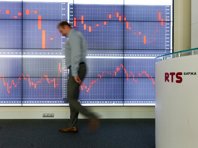 Отток капитала из фондов, инвестирующих в российские акции, продолжается седьмую неделю подряд