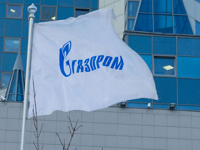 "Газпром" переезжает в Петербург
