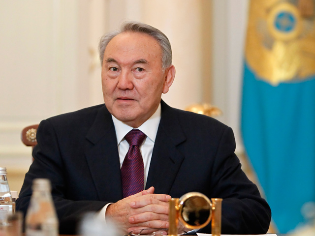 Президент Казахстана Нурсултан Назарбаев предупредил правительство страны о возможной отставке за неумение привлечь иностранные инвестиции