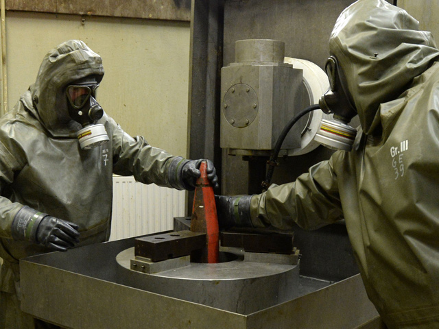 Финская компания Ekokem OY AB и американская Veolia Environmental Services получили контракты на уничтожение части арсенала сирийского химического оружия