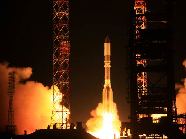 Ракета "Протон-М" успешно вывела на орбиту разгонный блок с турецким спутником