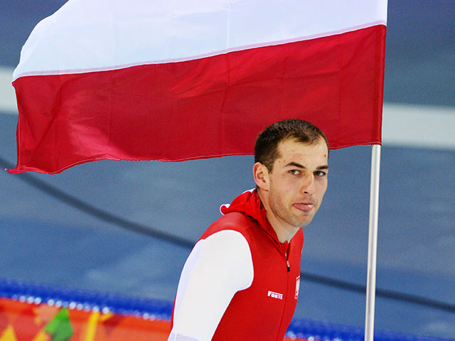 Олимпийские соревнования по конькобежному спорту среди мужчин на дистанции 1500 м завершились победой поляка Збигнева Бродки