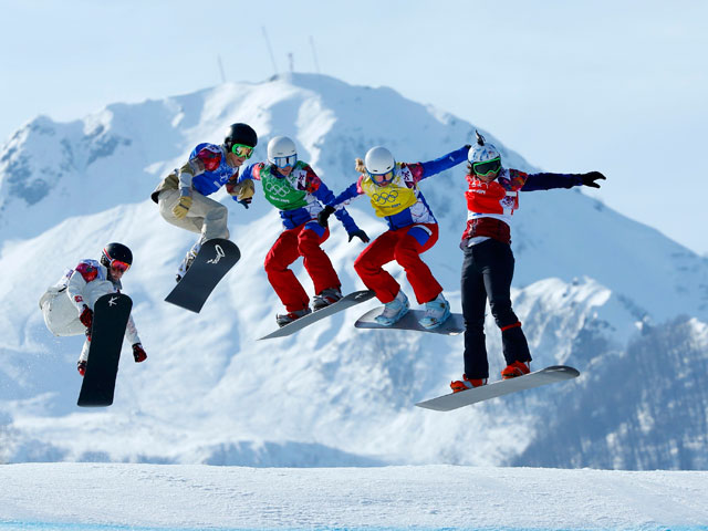 Женские соревнования в сноуборд-кроссе на Олимпийских играх в Сочи выиграла чешская спортсменка Ева Самкова. Это первая золотая медаль Чехии на ОИ-2014