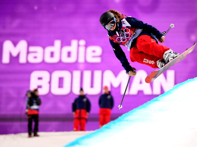 Женские соревнования по ски-хафпайпу на Олимпийских играх выиграла американка Мэдди Боумен, набравшая 89 баллов. Это золотая медаль позволила США выйти на второе место в общекомандном зачете Игр в Сочи