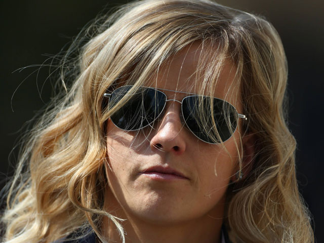 Гонщица Сьюзи Вольфф примет участие как минимум в двух свободных заездах в рамках чемпионата мира по автогонкам в классе машин "Формула-1"