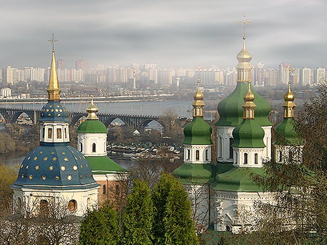 Синод Украинской православной церкви Московского патриархата намерен принять "важное заявление"