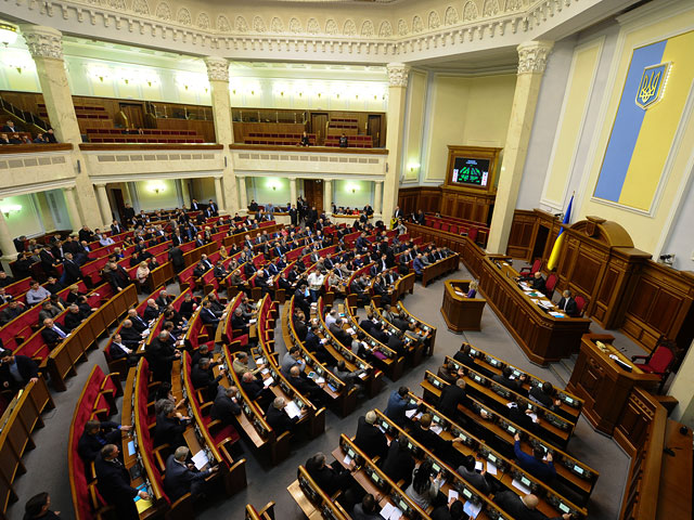 Верховная Рада в понедельник проголосовала за освобождение десятков политзаключенных, в число которых попали даже осужденные за особо тяжкие преступления