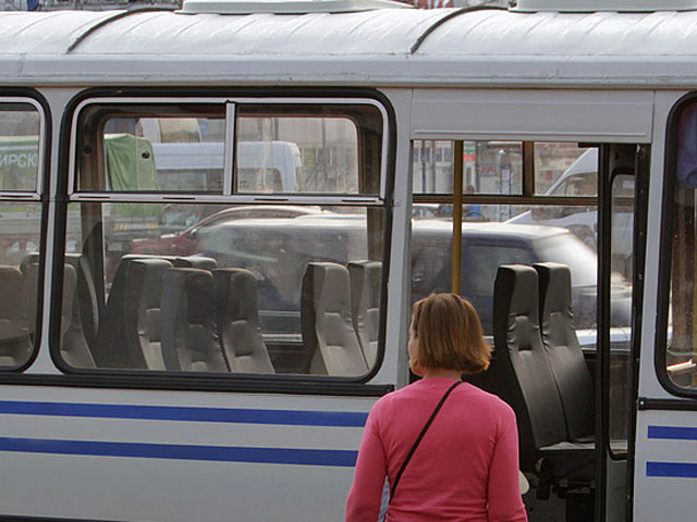 В Красноярском крае создан прецедент: пассажирке автобуса компенсировали моральный ущерб от лихачества водителя
