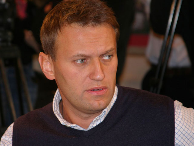 Защитники природы спустя два года заинтересовались ружьем Навального из-за фото с убитым лосем