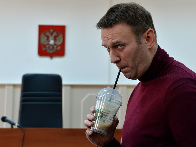 Домашний арест Навального дружно осудили правозащитники и представители оппозиции