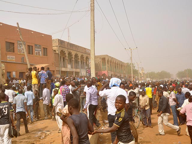 Два взрыва прогремели в городе Майдугури на северо-востоке Нигерии, по предварительной информации, жертвами теракта стали десятки человек