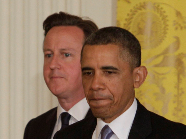 Премьер-министр Великобритании Дэвид Кэмерон сообщил, что в телефонном разговоре с президентом США Бараком Обамой согласился с его мнением о недопустимости позиции Москвы в отношении украинского кризиса