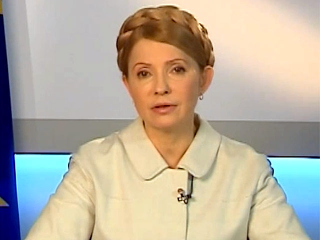 Экс-премьер Украины Юлия Тимошенко выступила с видеообращением к жителям Украины, в котором заявила о невозможности переговоров с Россией и выразила надежду на помощь США и Великобритании