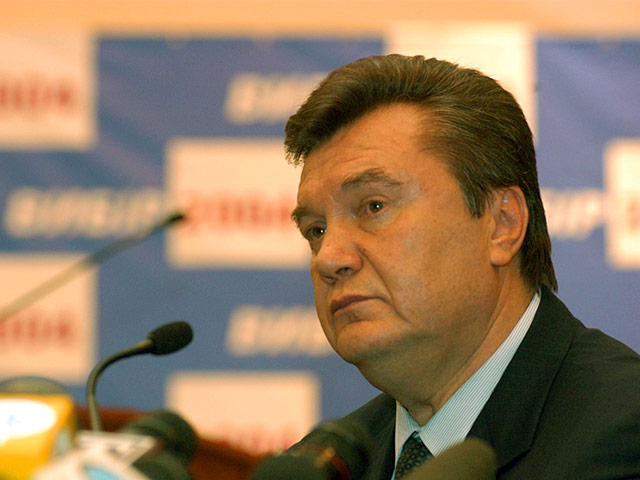 Некоторые верующие призывают отлучить президента Украины Виктора Януковича от Церкви