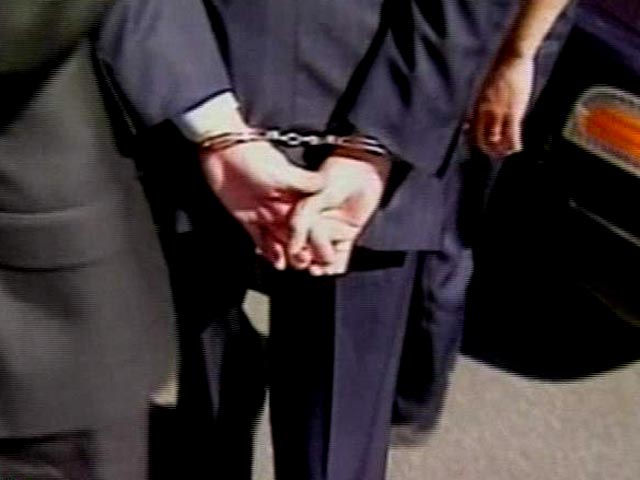Начальник полиции Сахалина задержан: на него надели наручники, а затем отправили в СИЗО