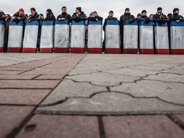 Турчинову, Яценюку и другим "неблагоприятным личностям" запретят въезд в Крым