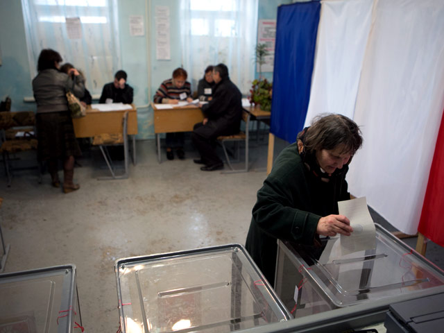 Зарубежные СМИ, оценивая итоги прошедшего накануне референдума в Крыму, в ходе которого 96,77% жителей автономии проголосовали за воссоединение с Россией, предполагают, что имели место фальсификации