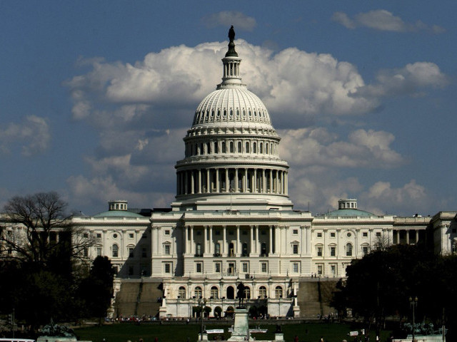 Законопроект об оказании Вашингтоном экономического содействия Украине может увязнуть в Конгрессе США из-за межпартийных разногласий демократов и республиканцев